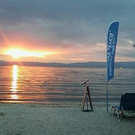 Sikoudis Gorgona Beach Скала-Рахониу Экстерьер фото